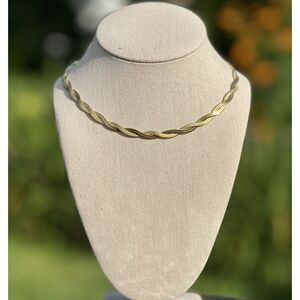 18K Gold GrecianTwisted Herringbone Necklace
